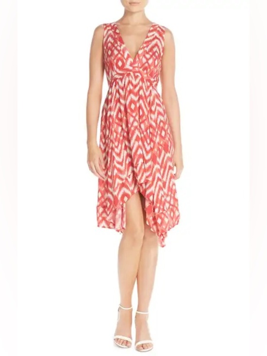 BB Dakota Dresses & Skirts - BB Dakota V-Neck High-Low Dress